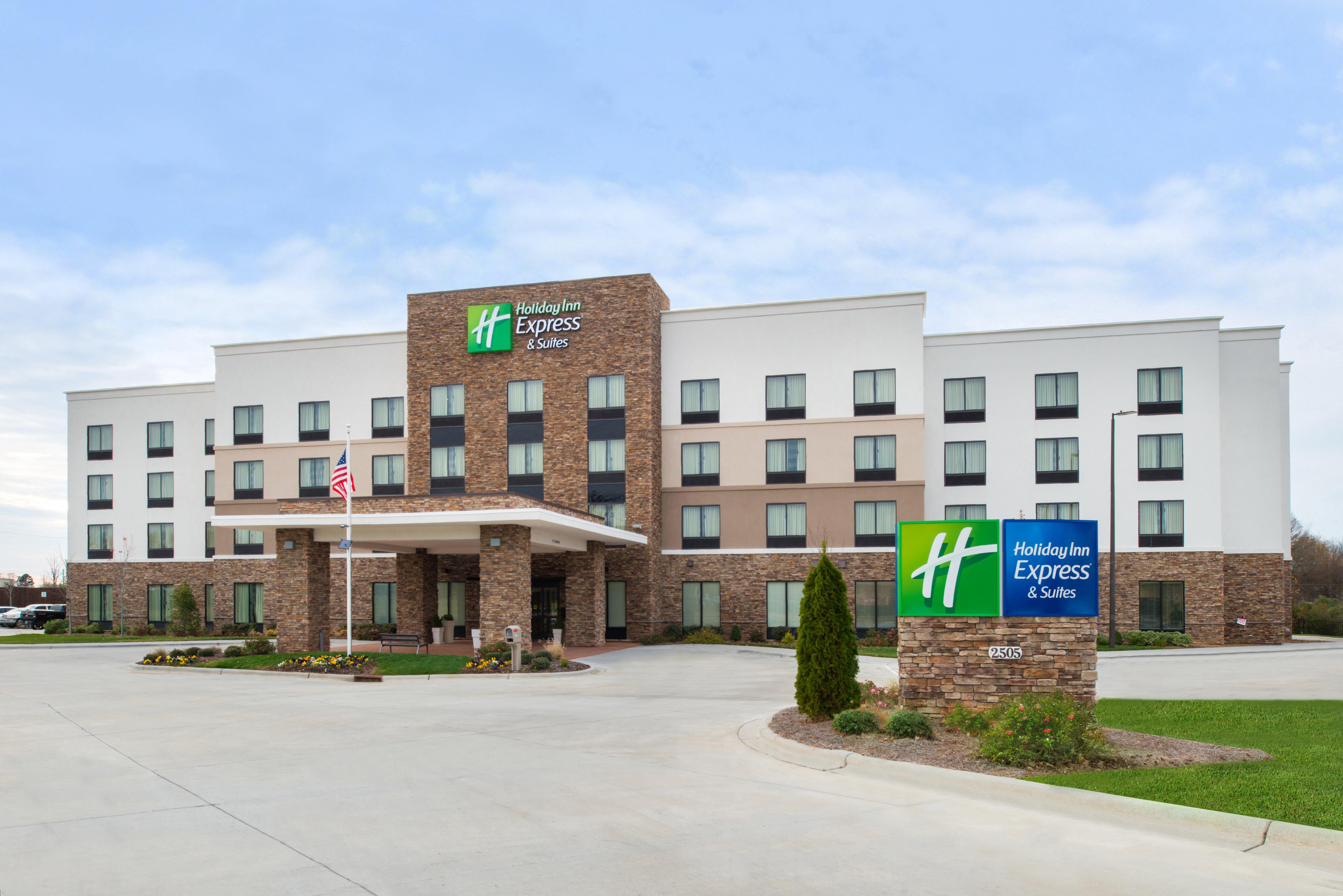 Holiday Inn Express & Suites Monroe By Ihg Eksteriør billede